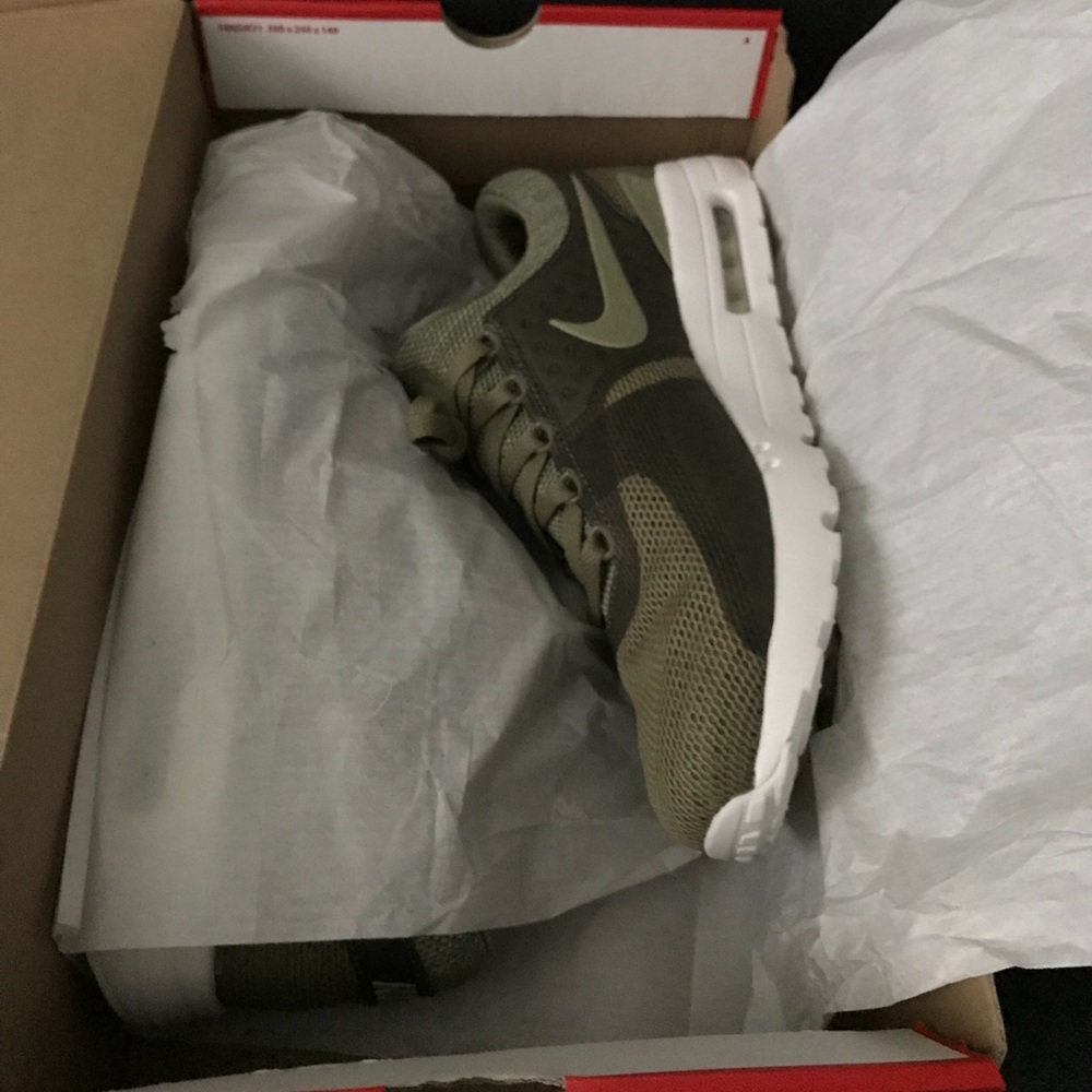 Nike Air Max Zero Size 13